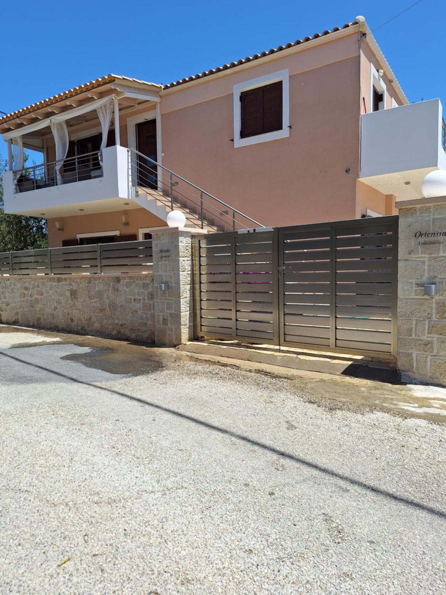 Ortensia Οζιάς Εξωτερικό φωτογραφία
